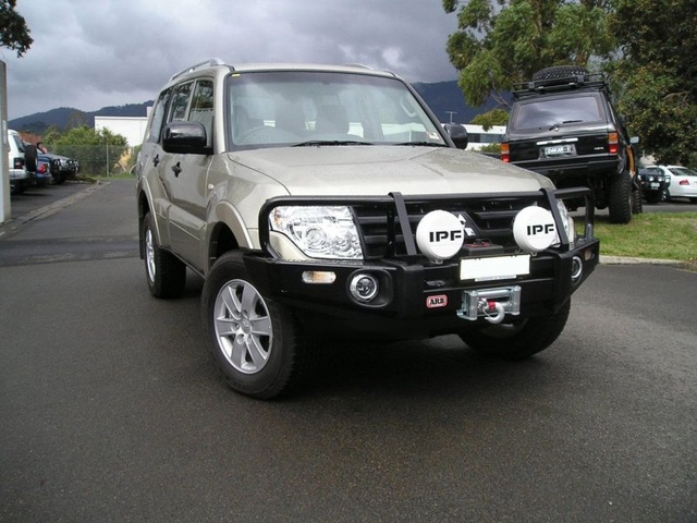 ������ �������� ��������� ARB Commercial Pajero IV