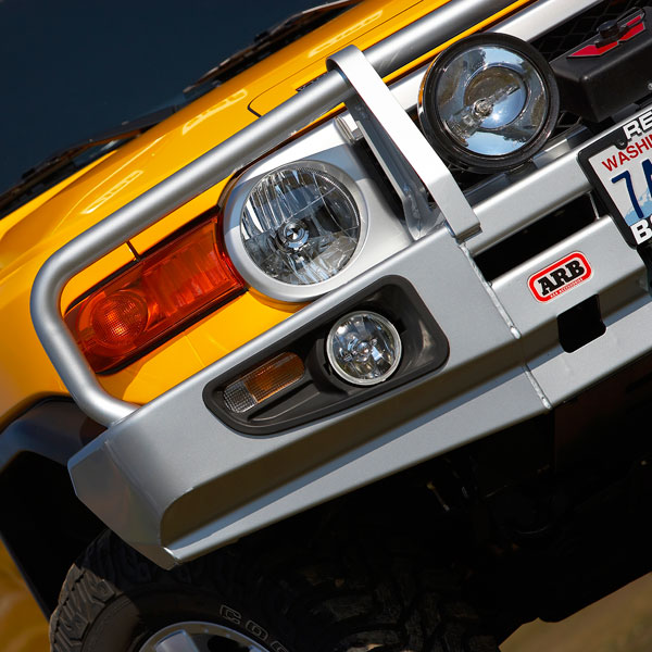 ������ �������� ��������� ARB ��� Toyota FJ Cruiser
