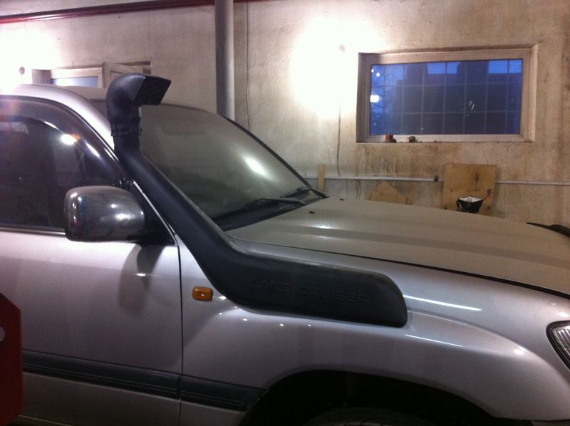 �������� �� Toyota Land-Cruiser 100/Lexus LX470