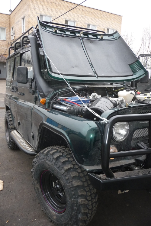 �������� �� UAZ Hunter